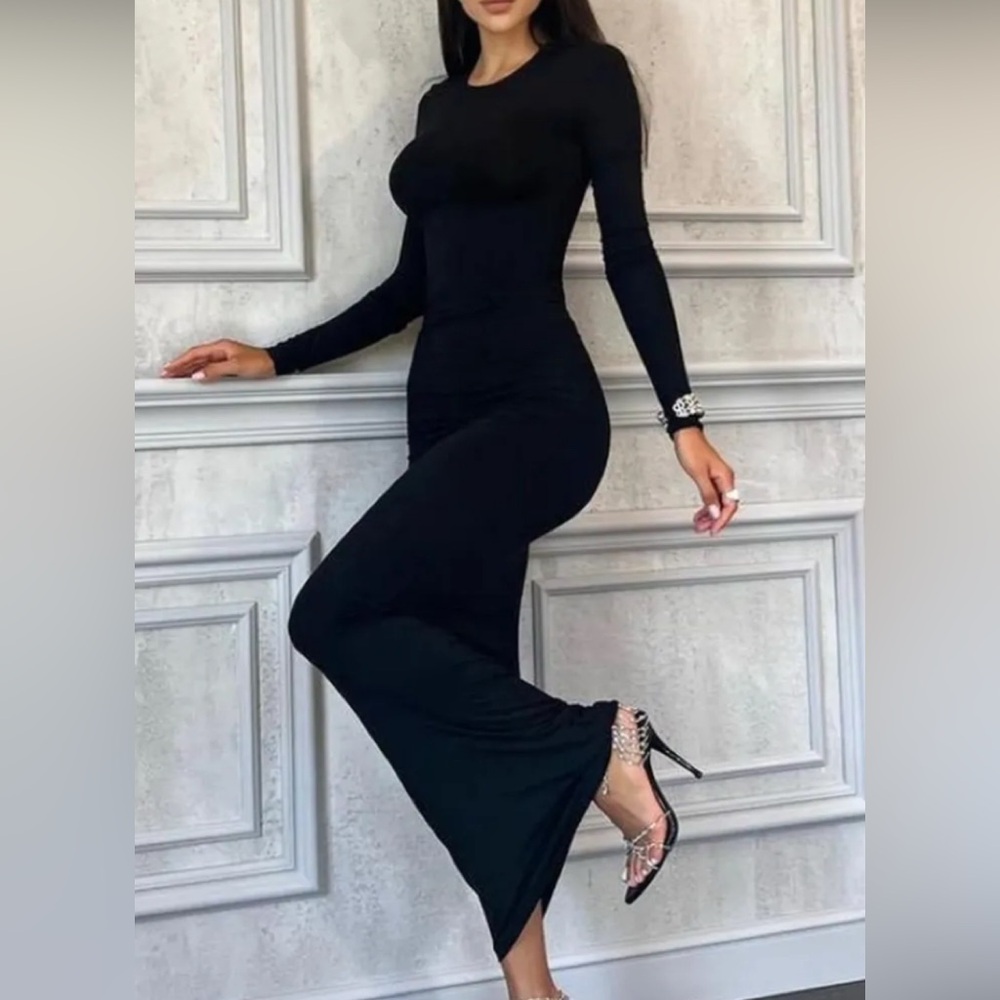 Aritzia Contour Dress